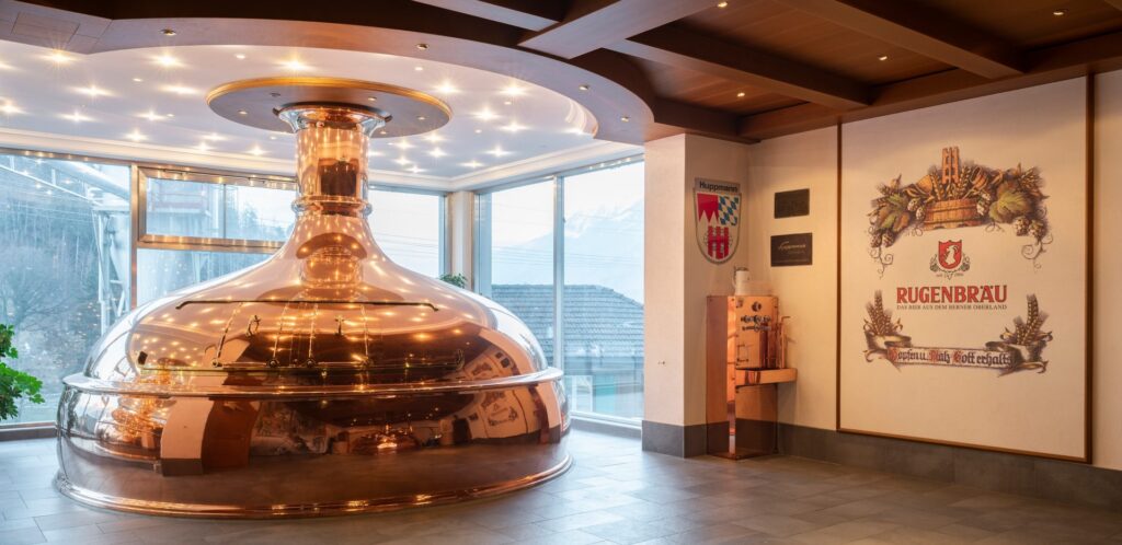 Interlaken Golden Triangle Unspunnen ruin, Rugenbräu brewery Trinkhalle