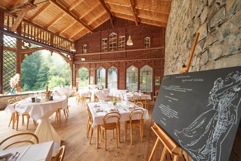 Trinkhalle Interlaken Sleeping Beauty of the Rügen Golden Triangle Rugenbrau Unspunnen (4)